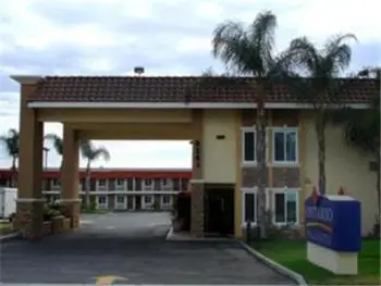 Ontario Inn y Suites 5
